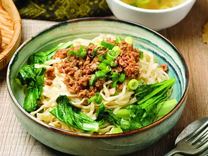 Bakmi Ayam (Chicken Noodle)